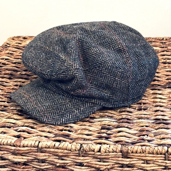 Wigens Harris Tweed Longshoreman Cap with earflaps Swedish Plaid 100% Wool - Picture 3 of 13